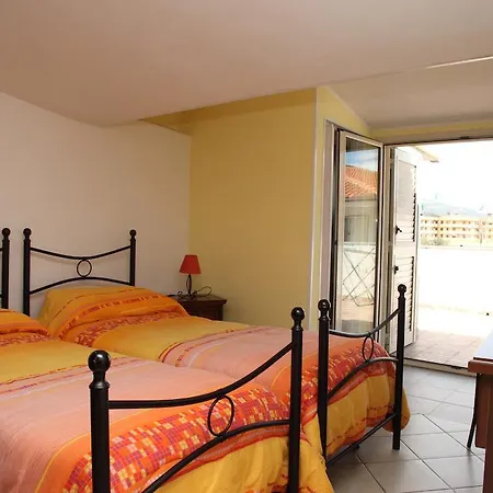 Bed & Breakfast Gigi Furci Siculo